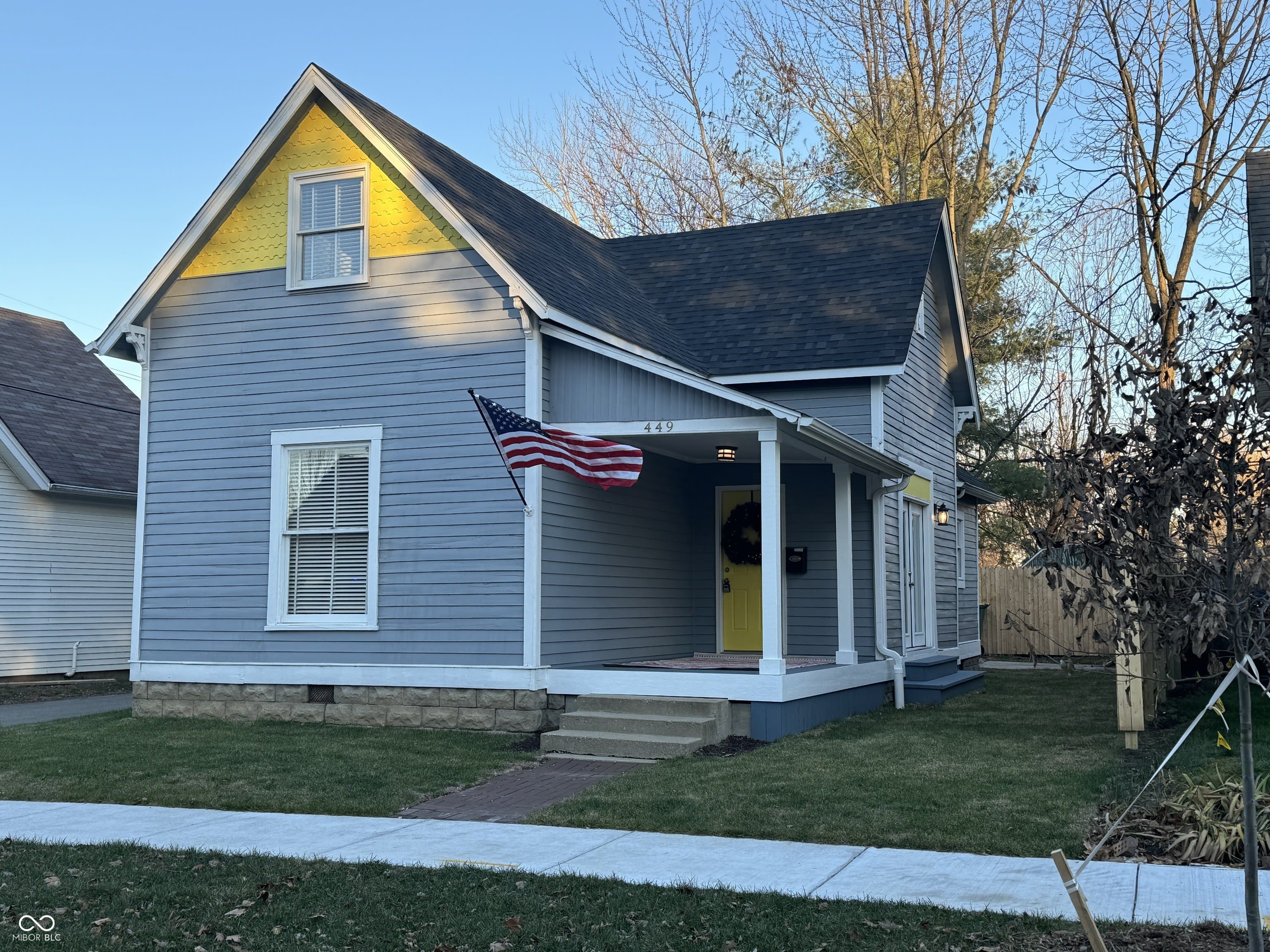 449 Yandes Street – photo 1