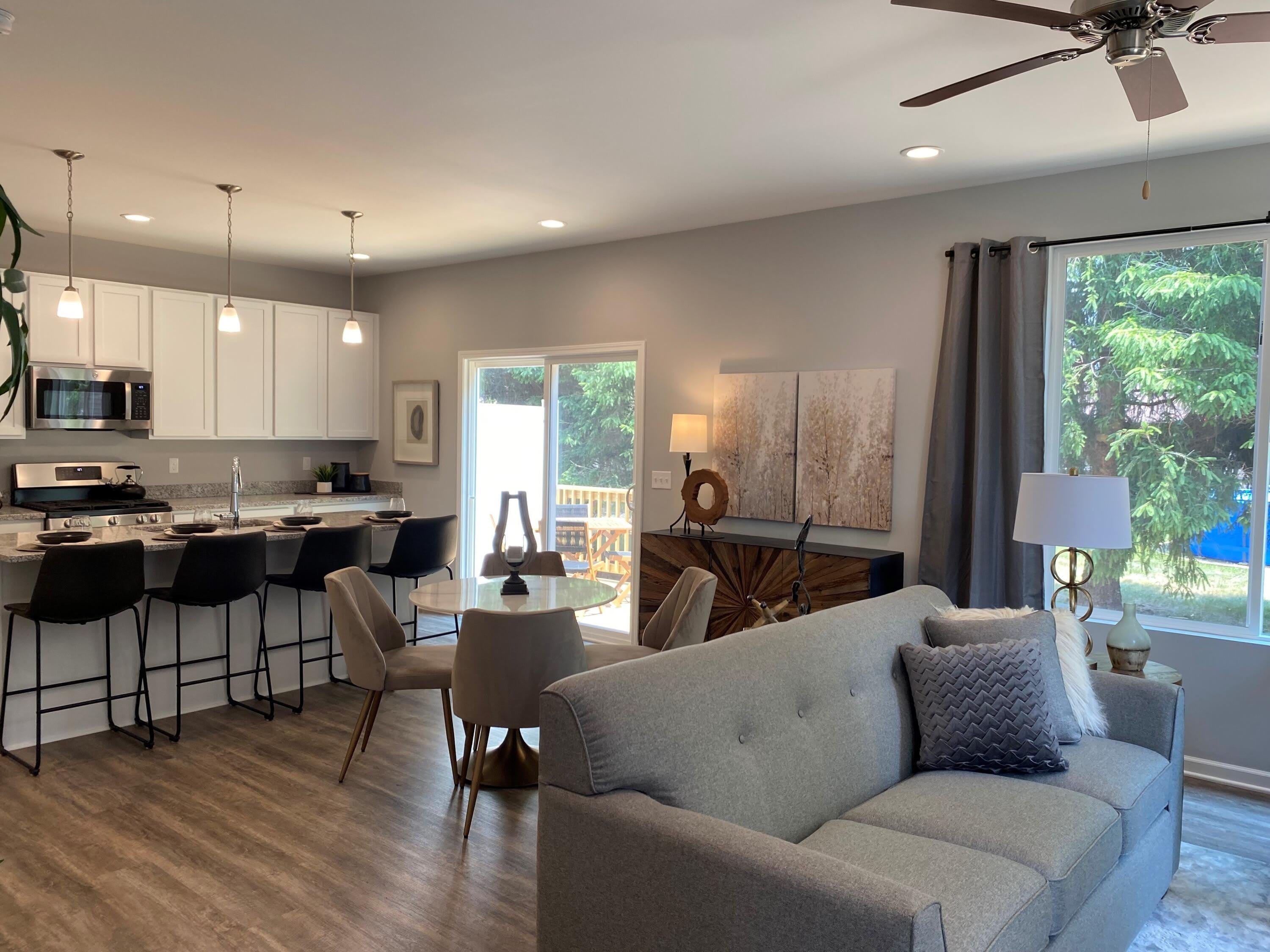 1029 Rebecca Street – photo 5