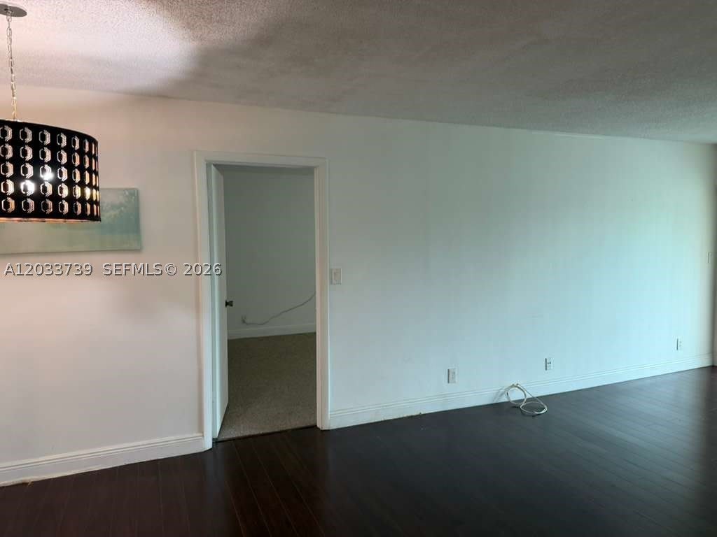 140 Lakeview Dr – photo 3