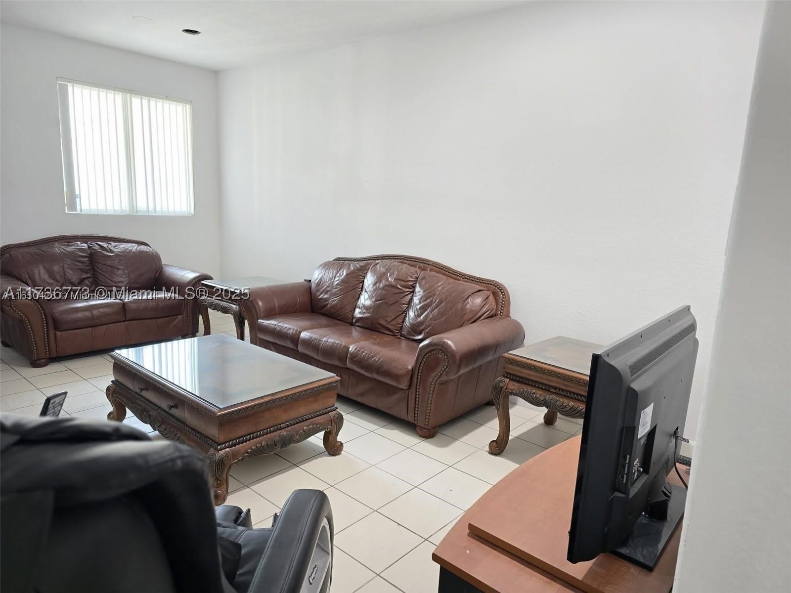 1656 SE 29th Ct – photo 2