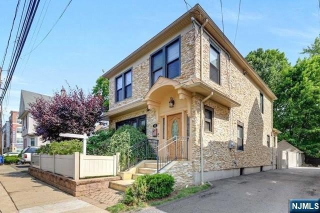 115 W Englewood Avenue – photo 3