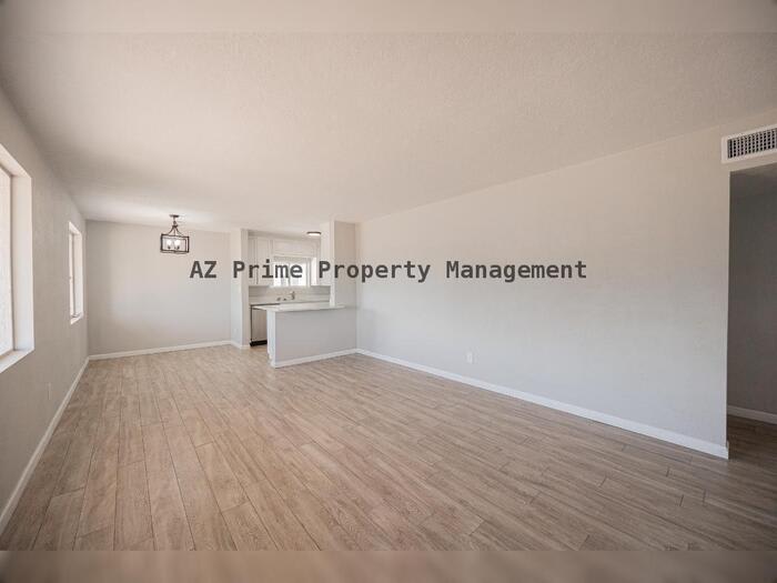 1140 West 7th Street – photo 4