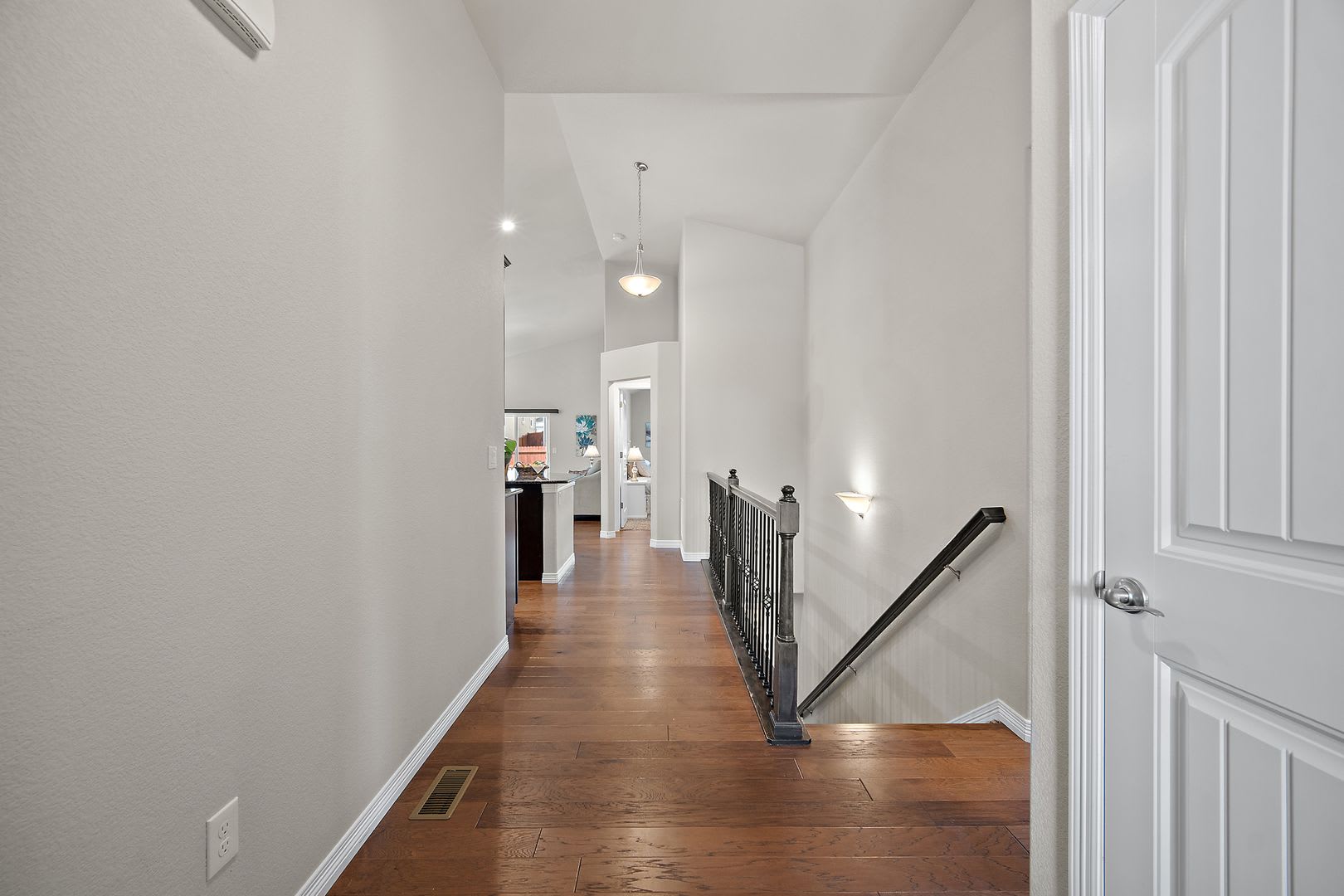 Spacious 5 Bedroom Rancher With 3 Car Garage In Meridian Ranch – photo 2