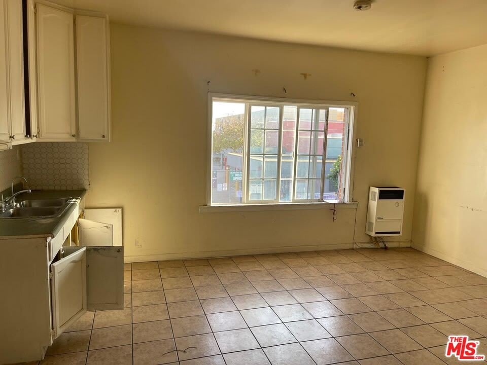 1005 W 46TH Ave – photo 1