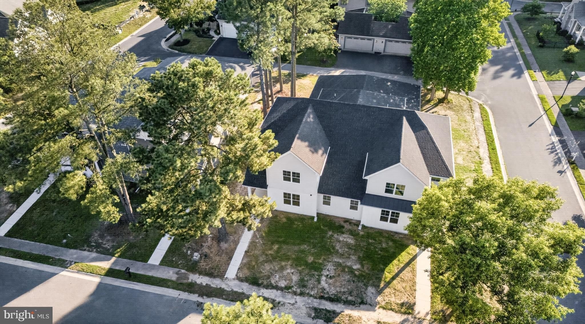 214 CHANDLER Street – photo 5