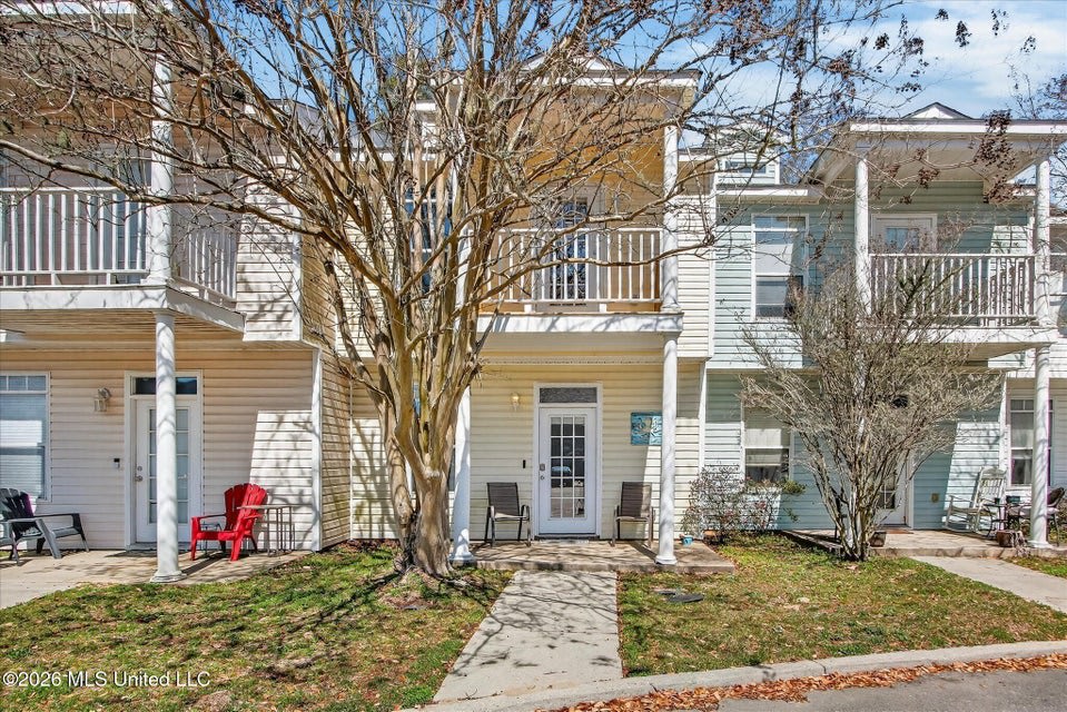 1283 Century Oaks Driveunit B – photo 2