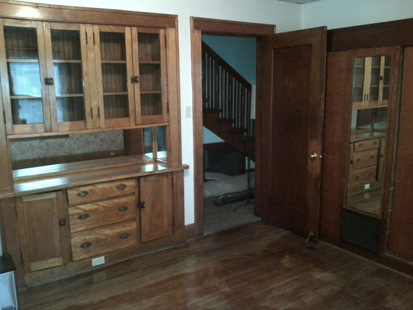 7 BR/2 BA home one block from Campus! Available August 2026 – photo 4
