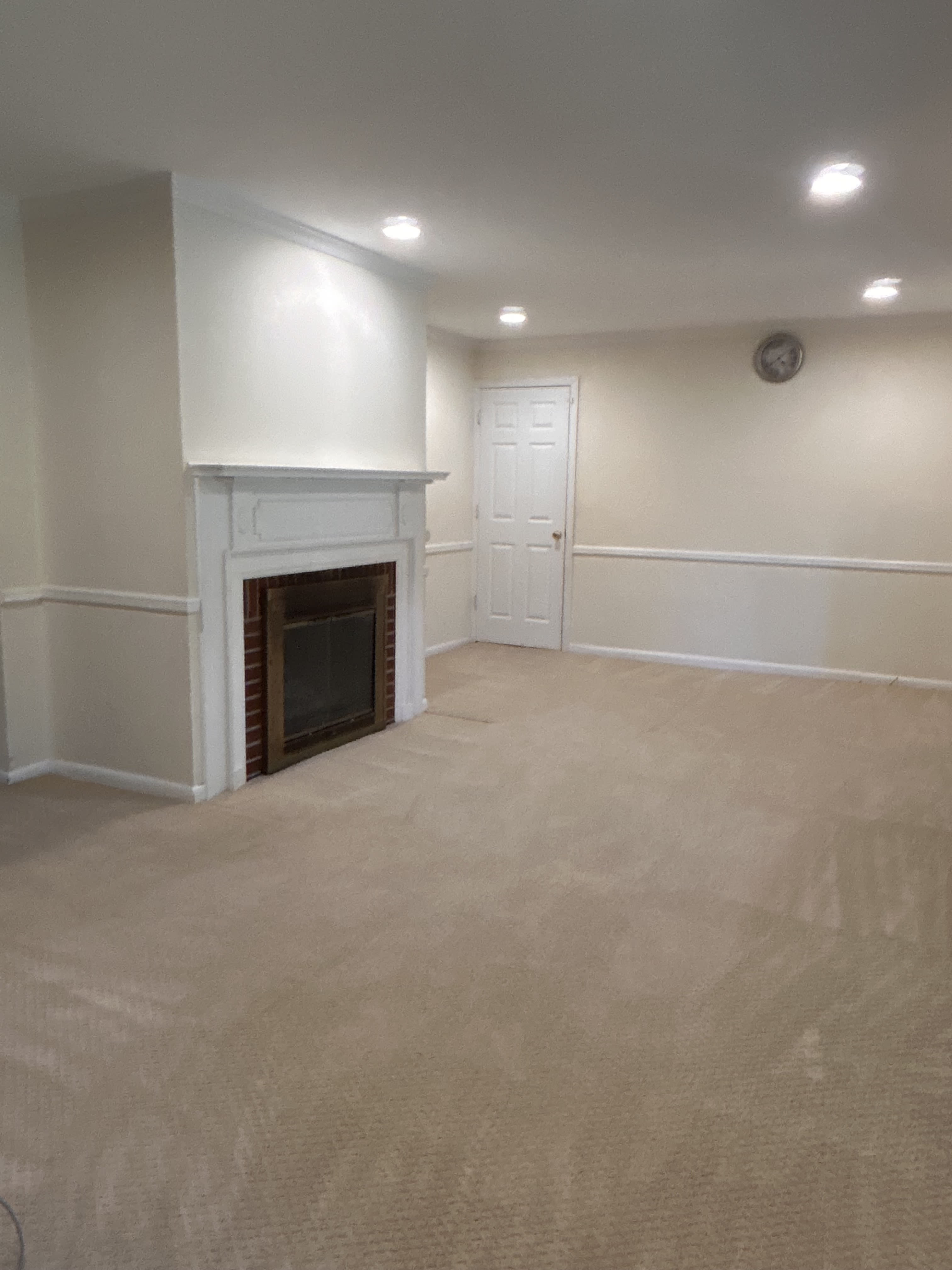 879 Grove Avenue – photo 3
