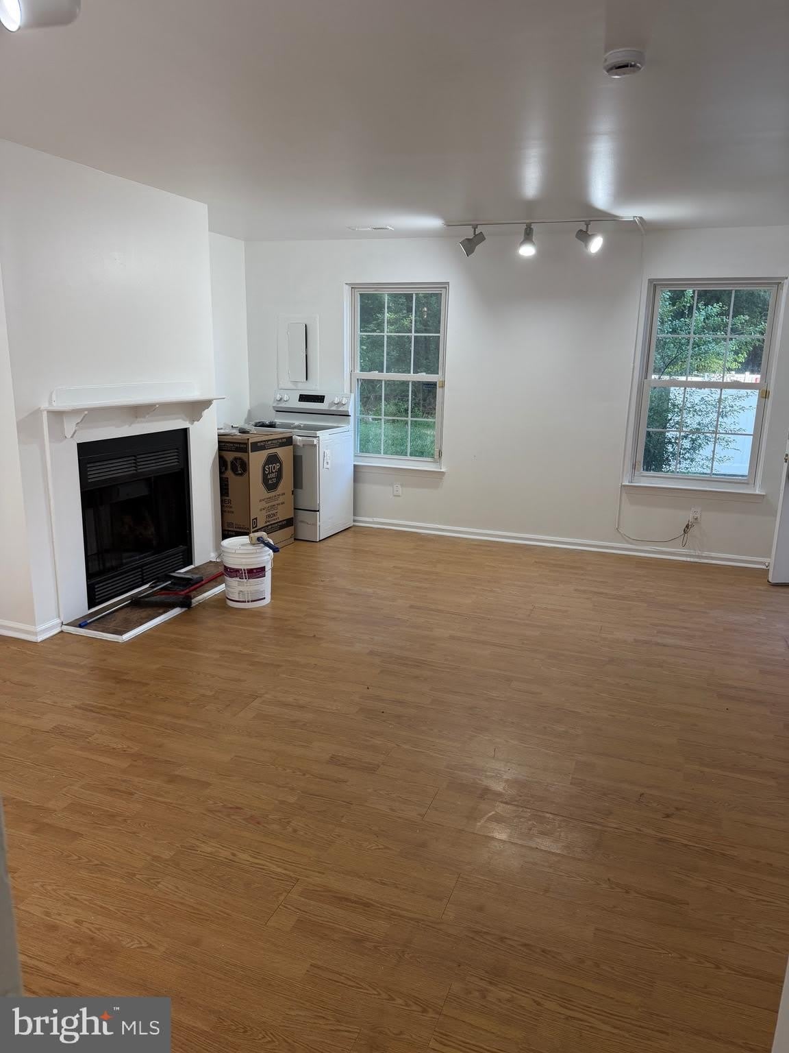 1806 HUNTINGDON Mews – photo 2