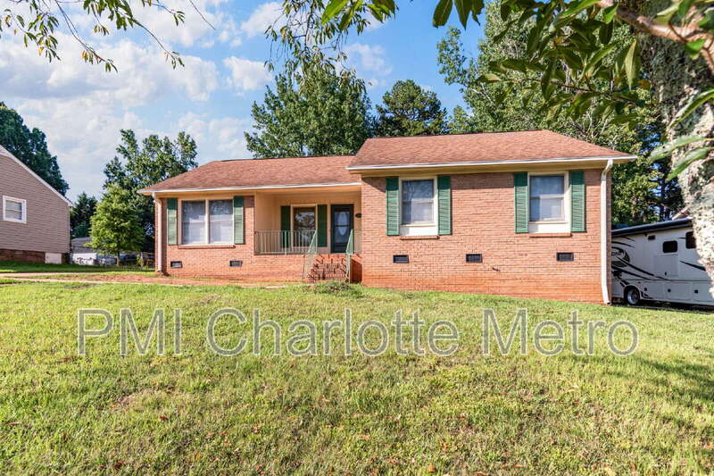 8615 Beechbrooke Rd – photo 1
