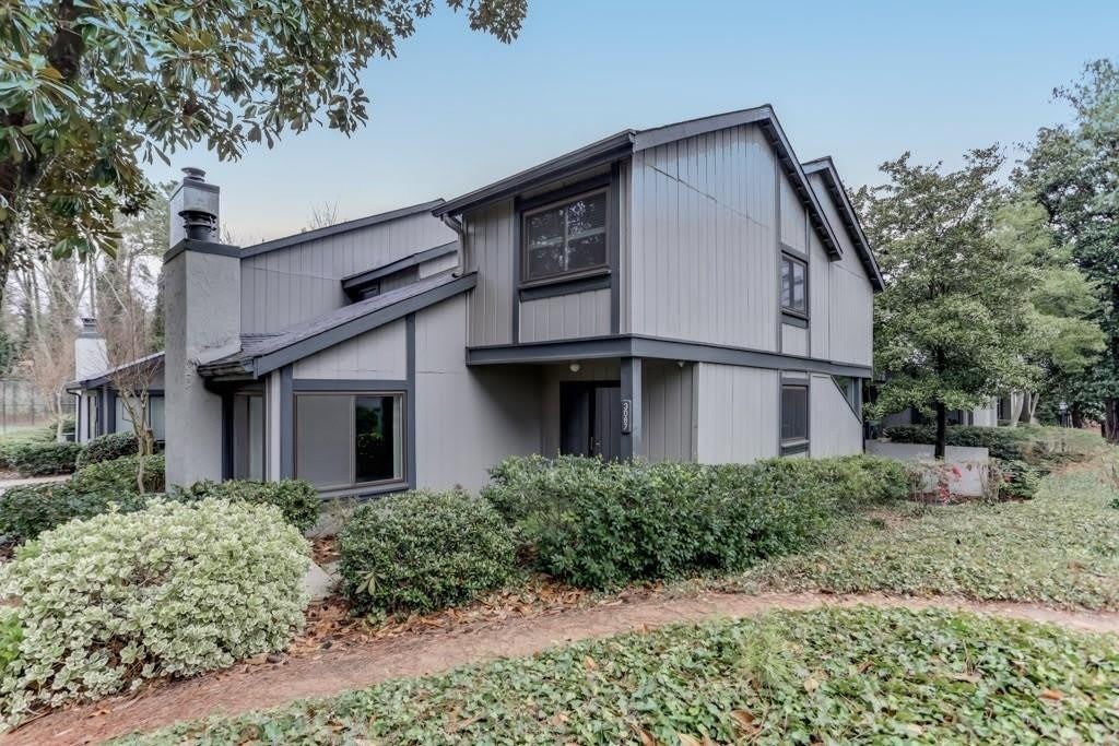 3087 Balearic Drive SE – photo 1