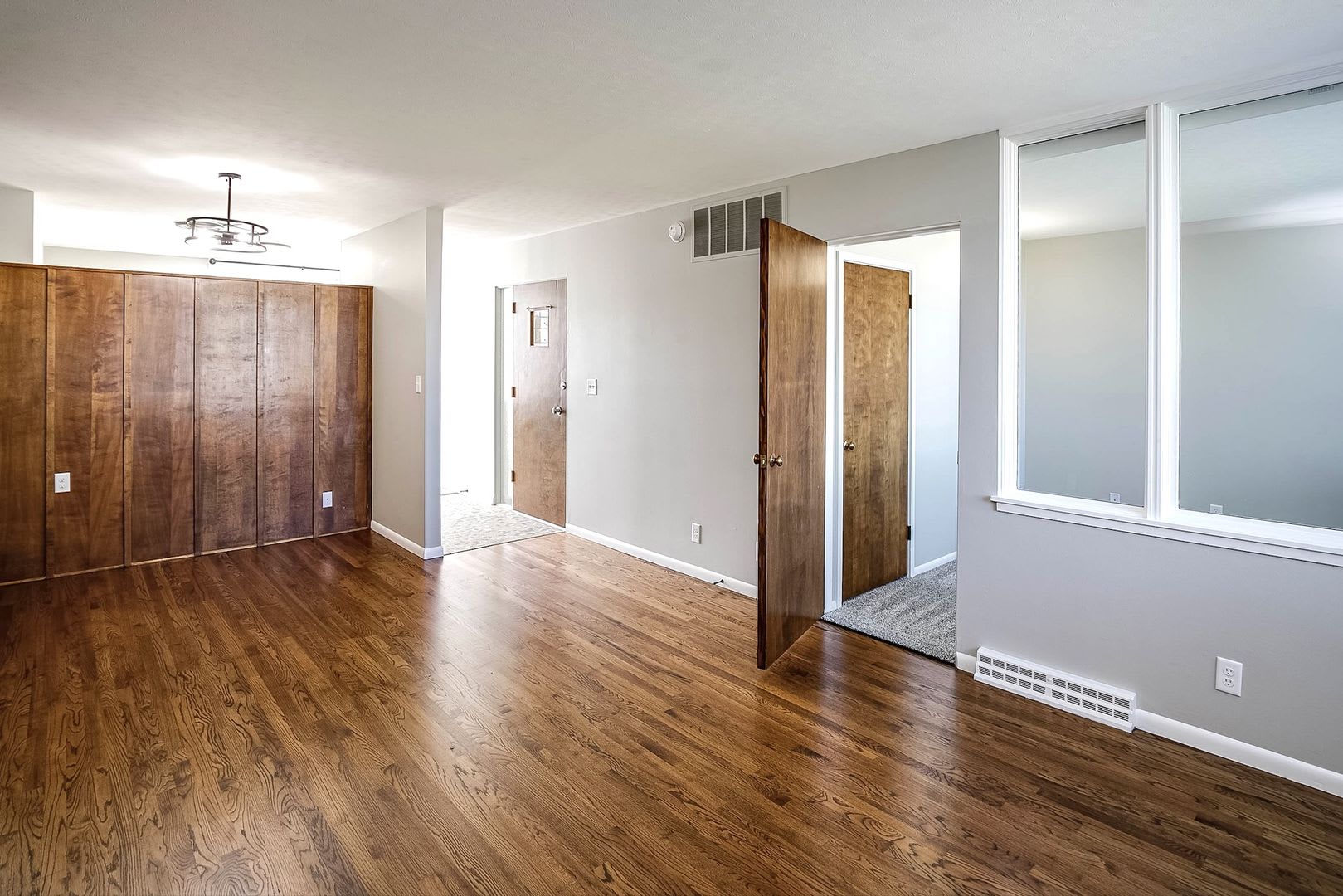 Spacious 2-Bed and 1-Bath Apartment in Millard! – photo 3