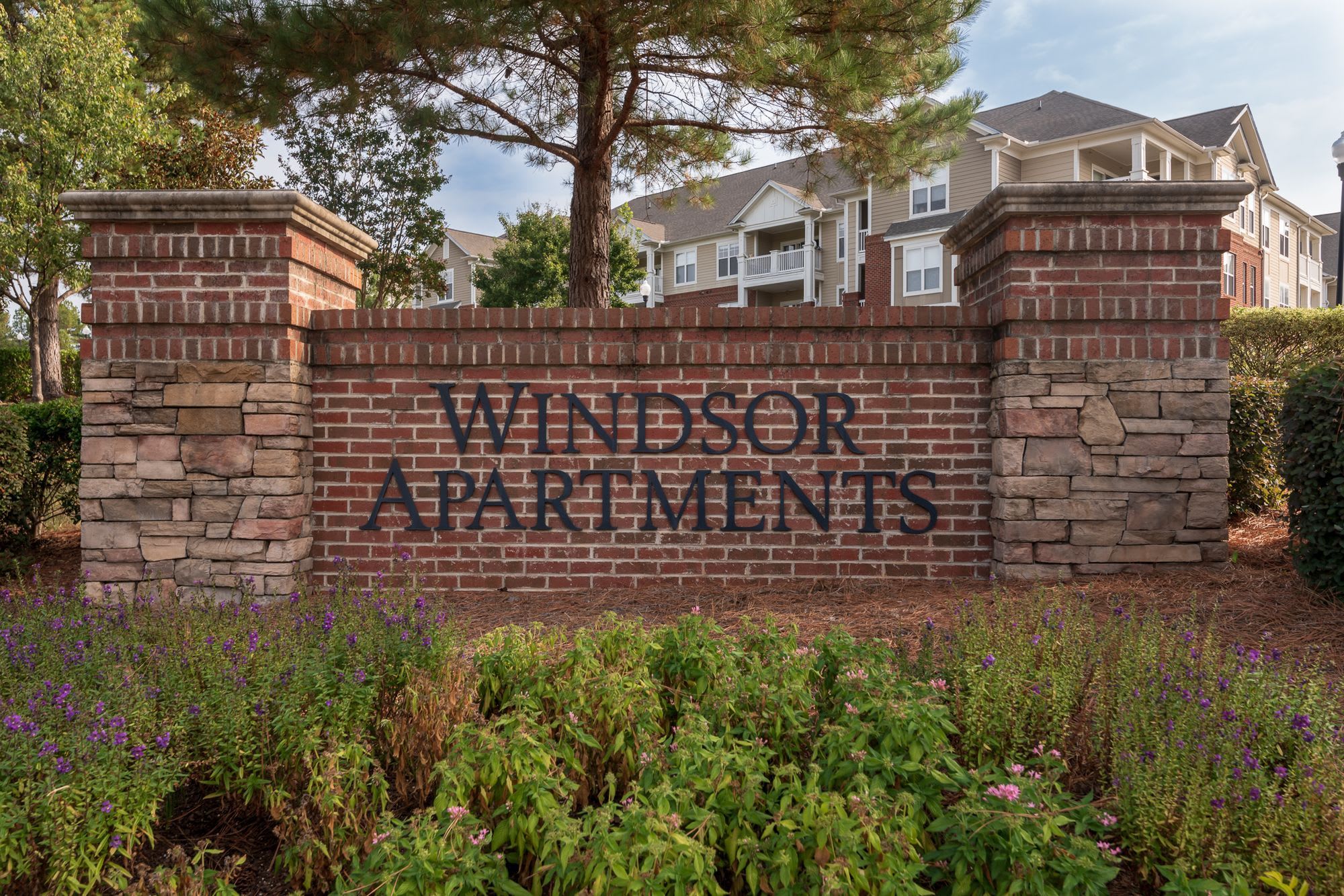 Windsor at Tryon Village – photo 2