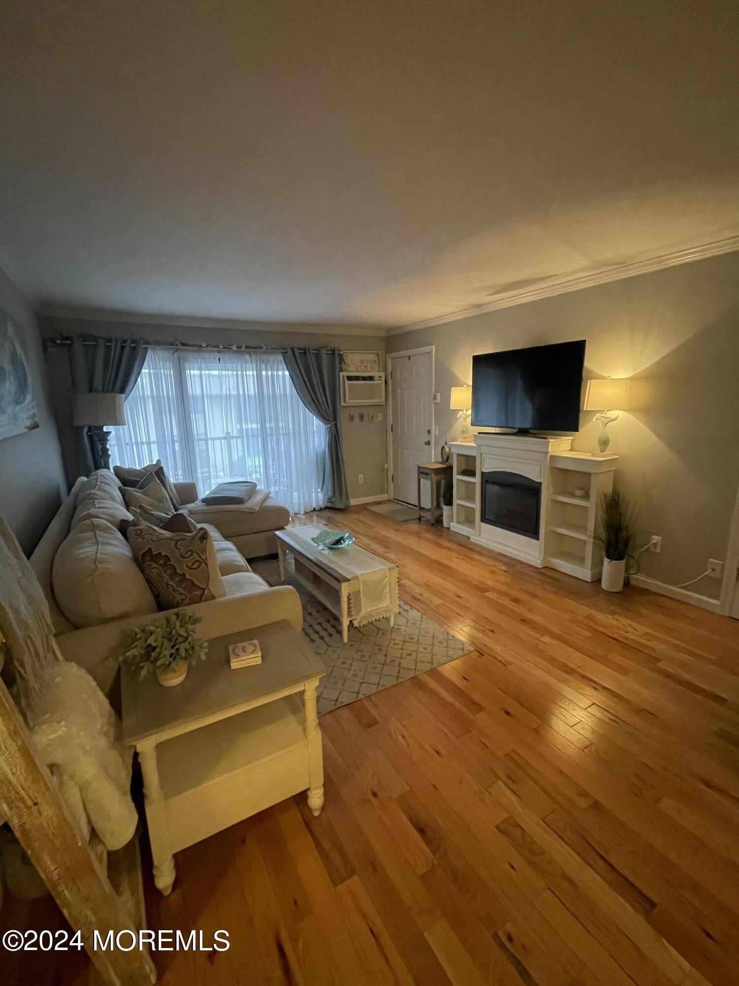330 Shore Drive – photo 3