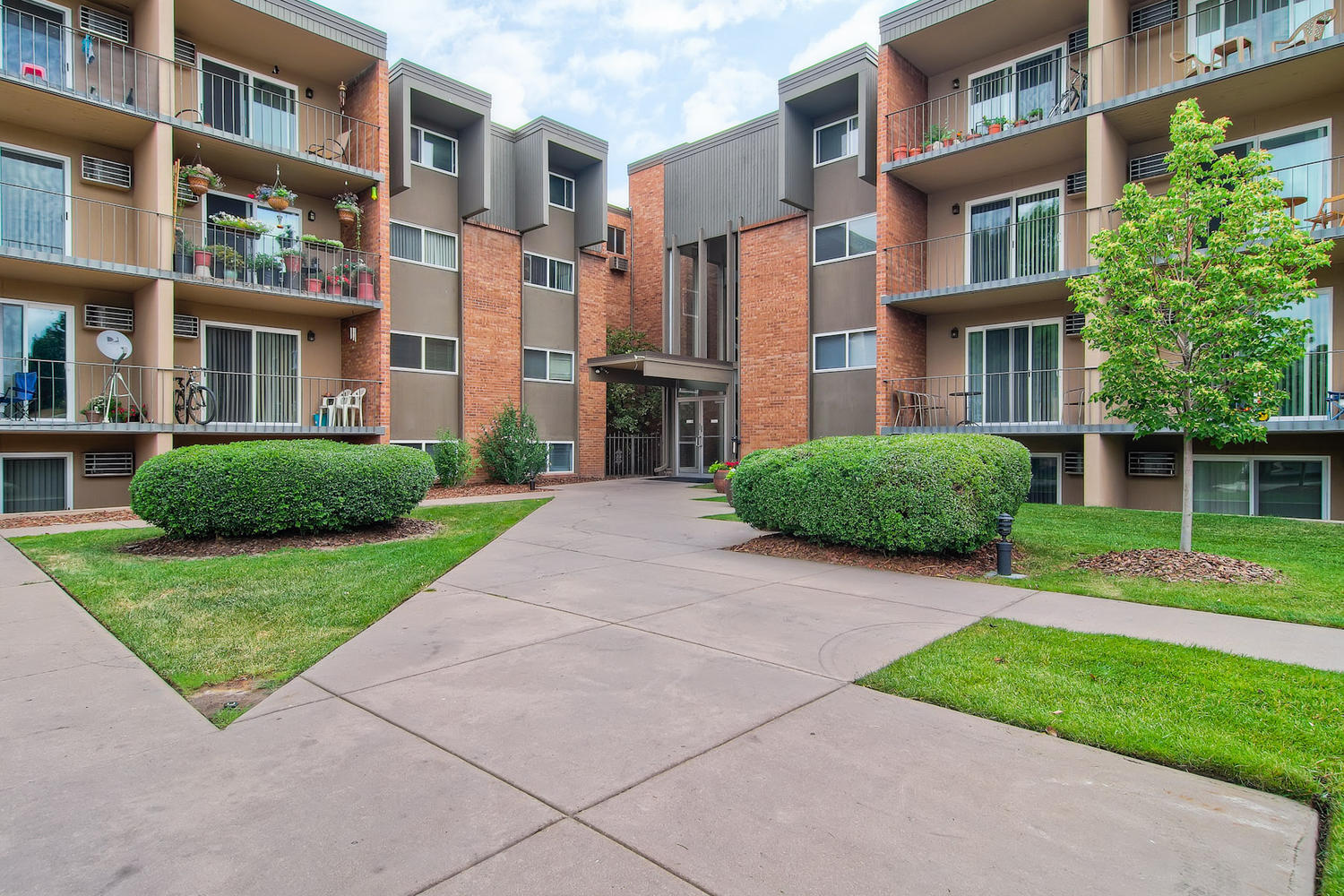 Glenlake Apartments – photo 2