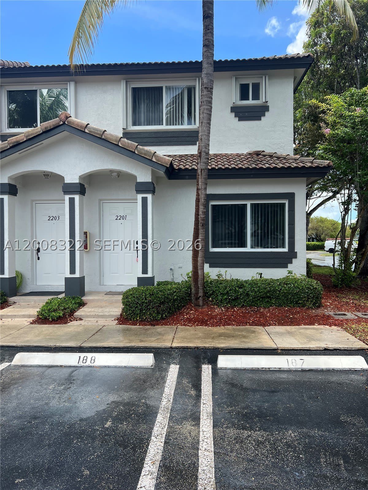 2201 Se 24Th Pl – photo 1