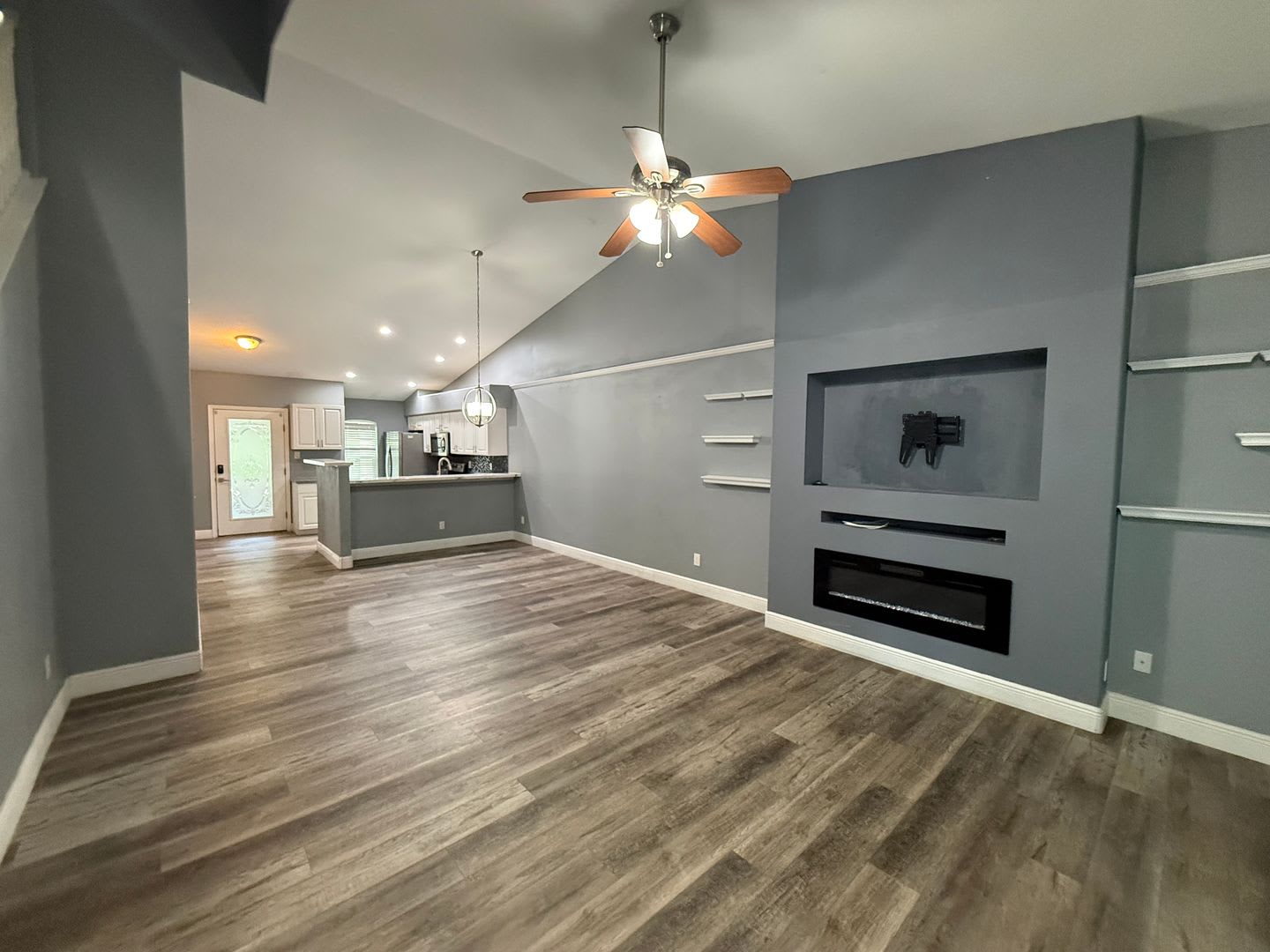 Groveland Townhouse – photo 3