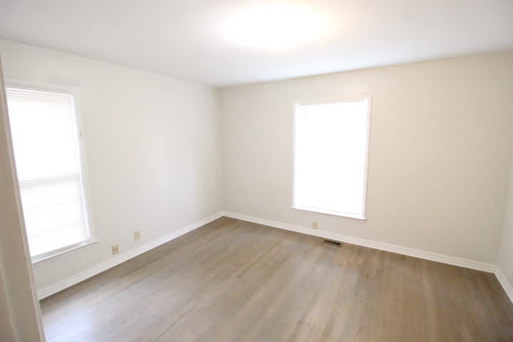 2436 Huntleigh Dr – photo 5