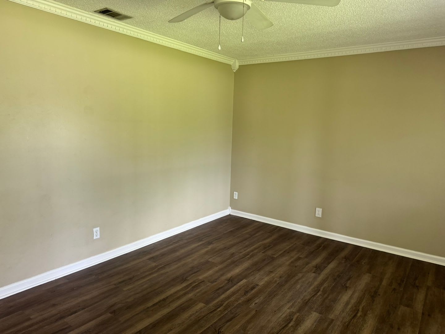121 Herty Dr. – photo 2