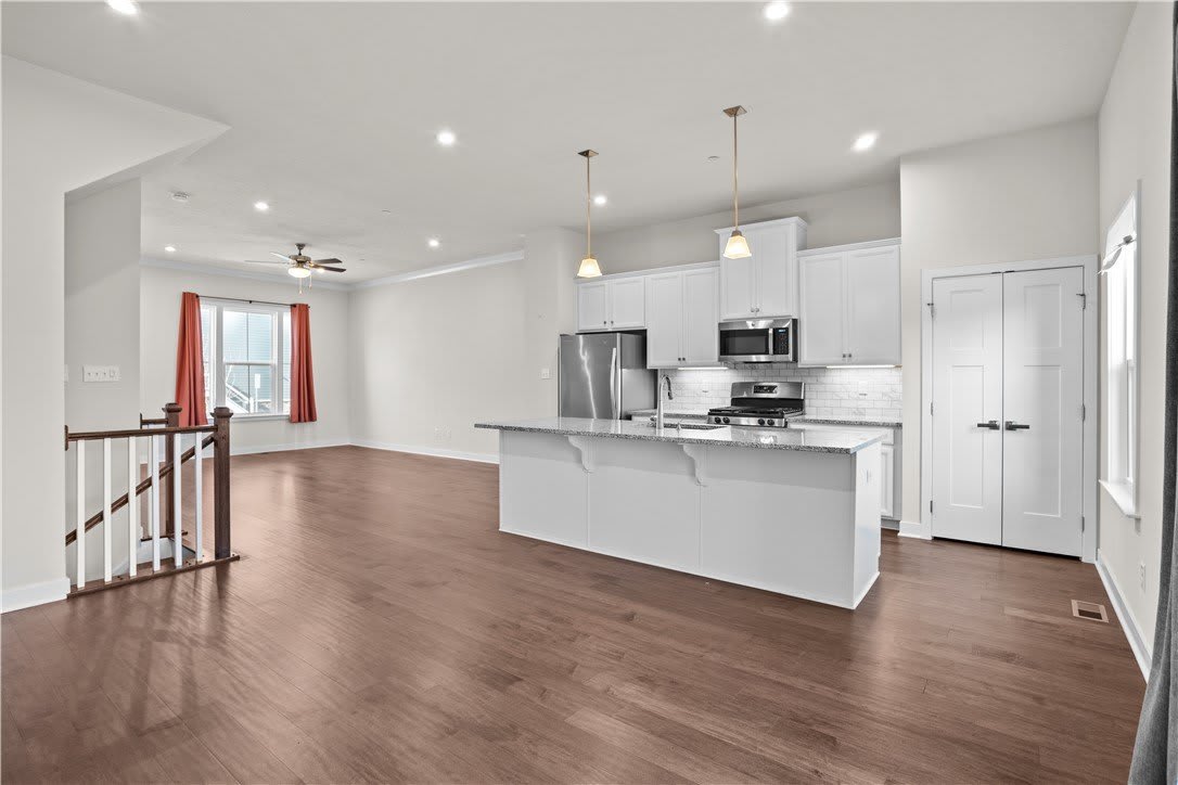 3037 Mahican Circle – photo 4