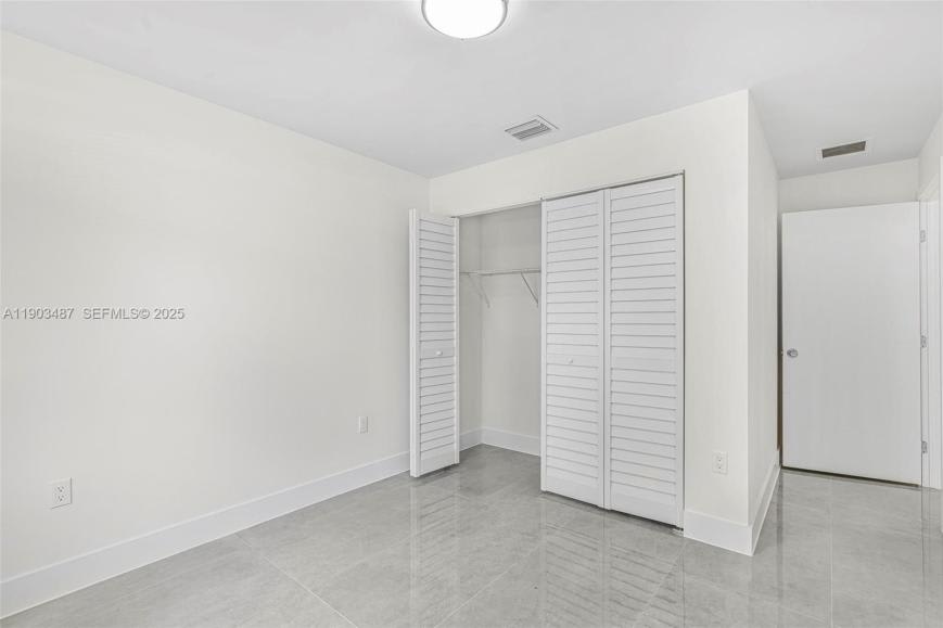 933 Nw 50Th St – photo 2