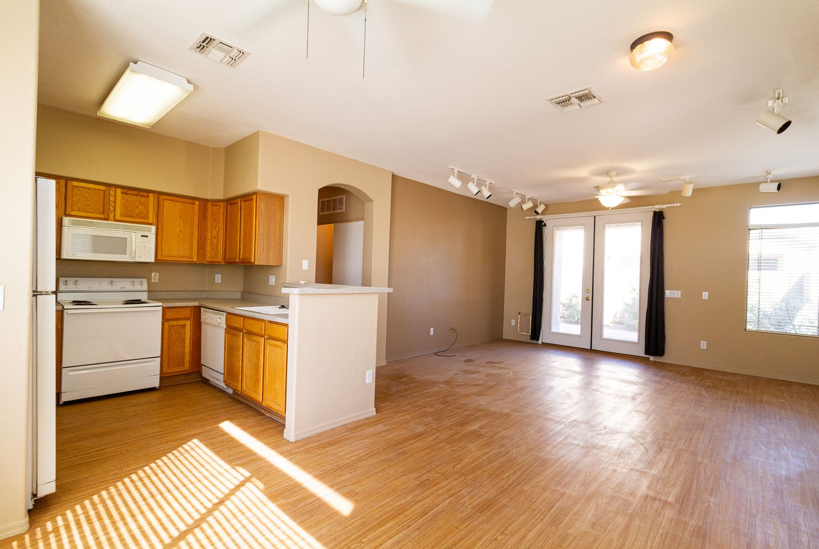 Live in Style and Convenience – photo 2