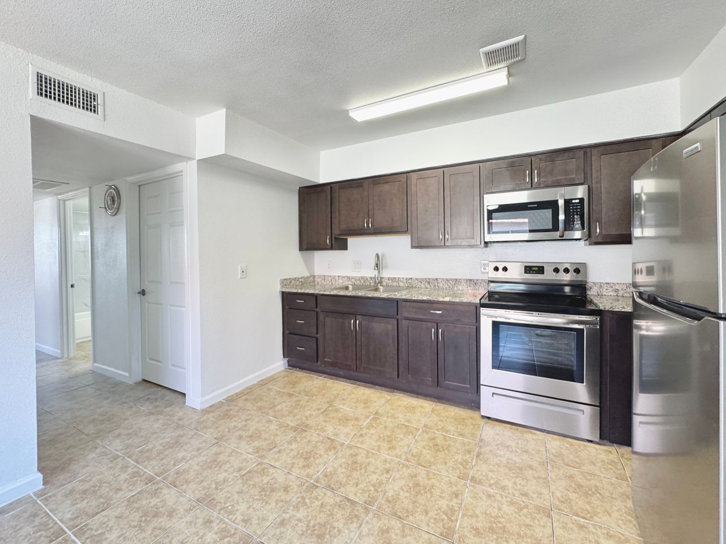 2920 Siki Court C Beautiful 2 Bed 1 Bath Condo Move In Special – photo 4