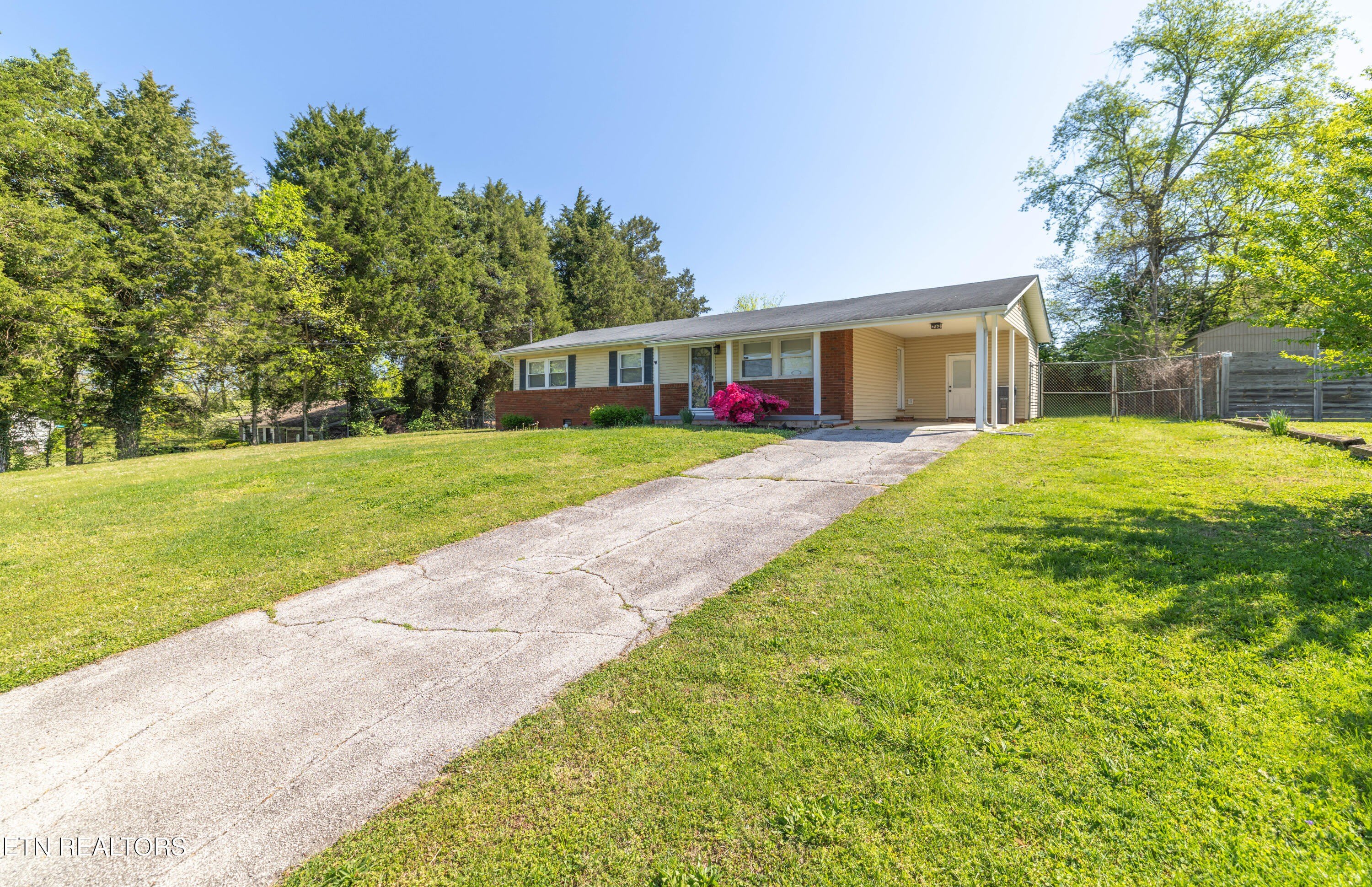 4821 Gettysburg Rd – photo 4