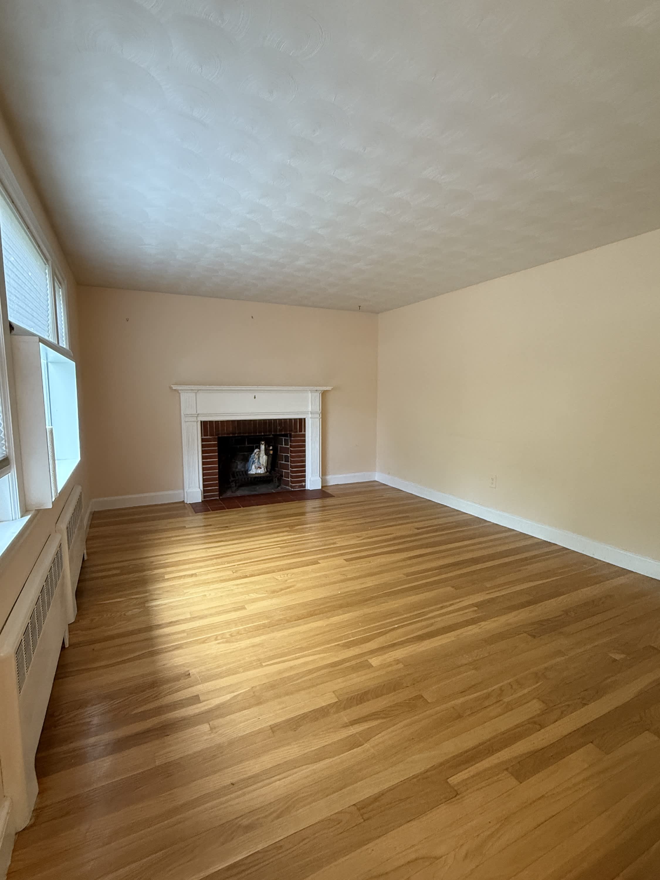 15 Swan Street – photo 1