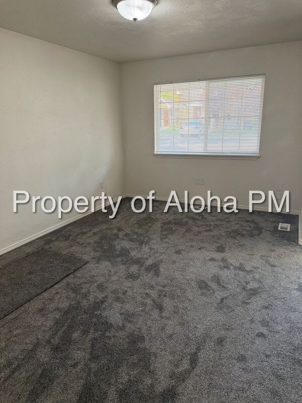 1802 S. Broxon St. – photo 3