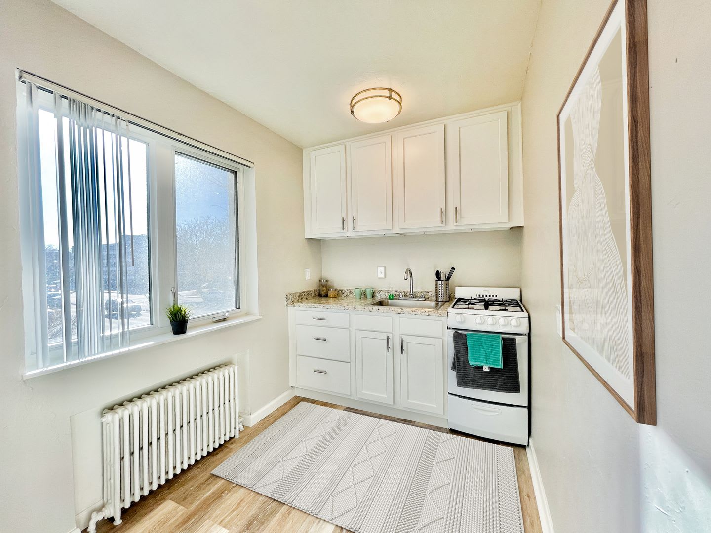 The Capri Apartments – photo 5