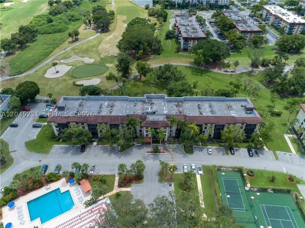 5530 NW 44th St – photo 2