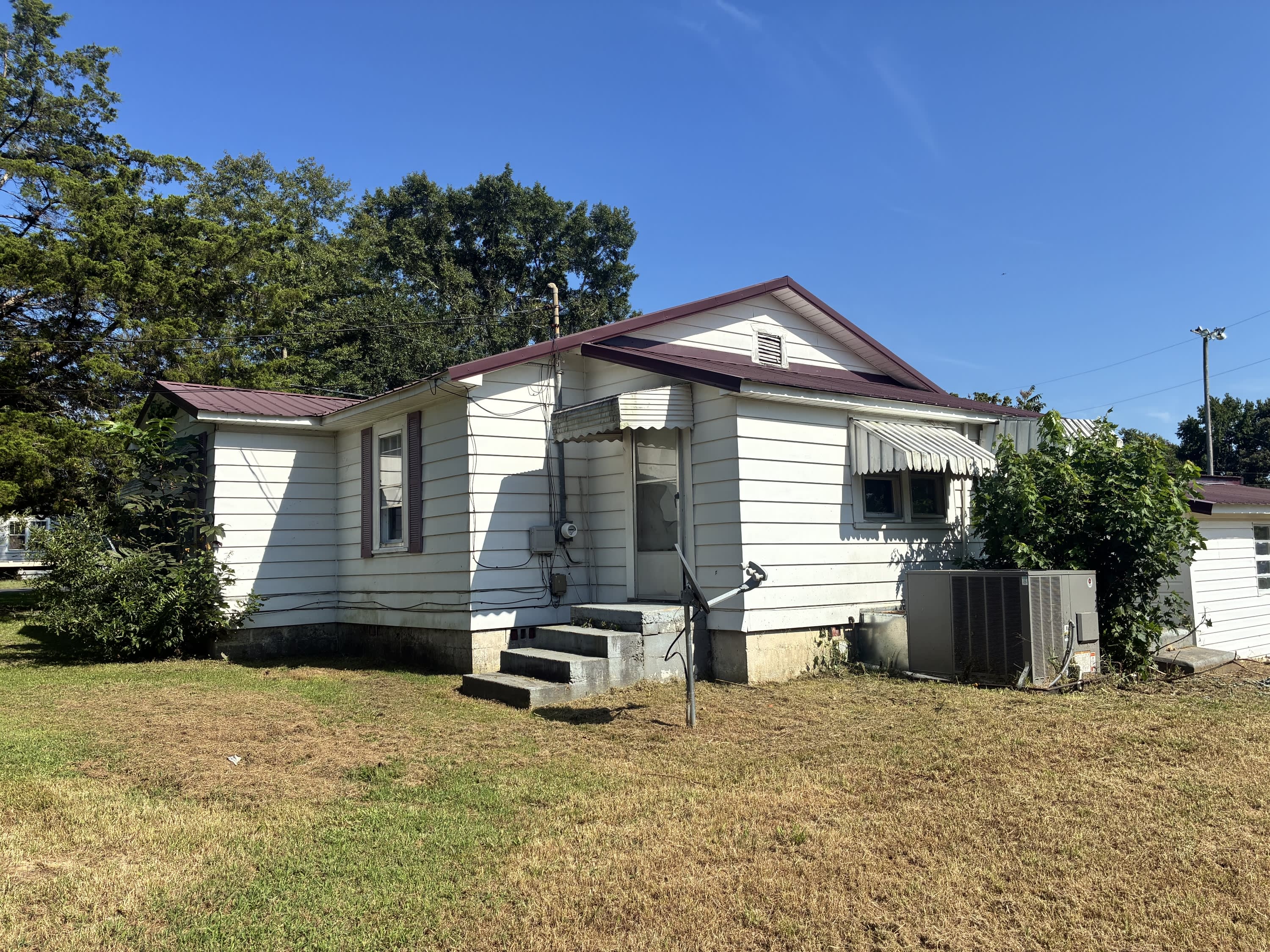 602 Williams St. – photo 3