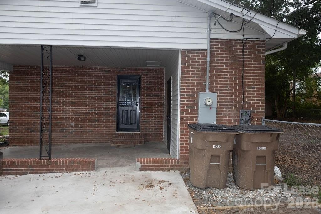 1411 Frederick Street – photo 3