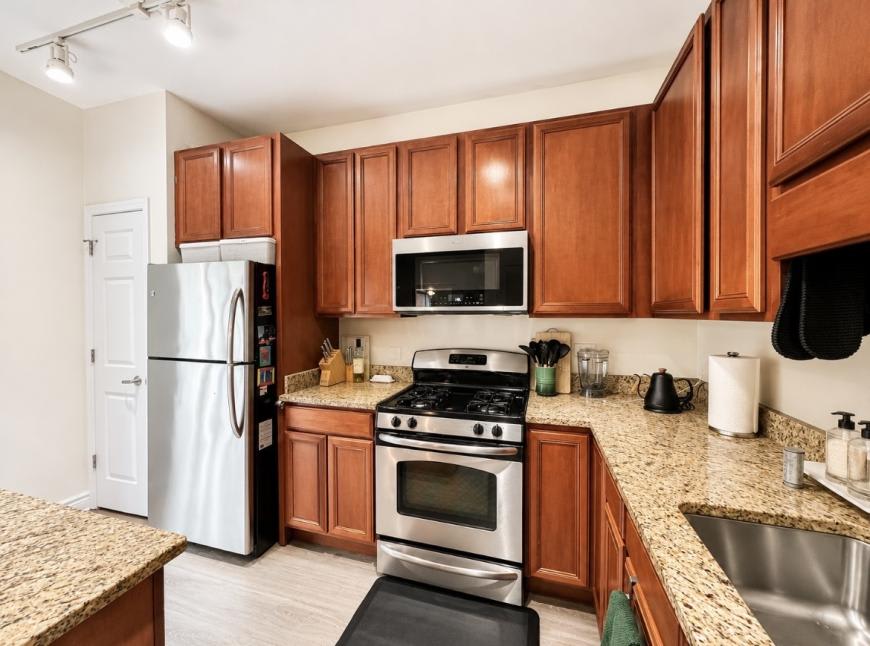2503 South Calumet Ave. – photo 5