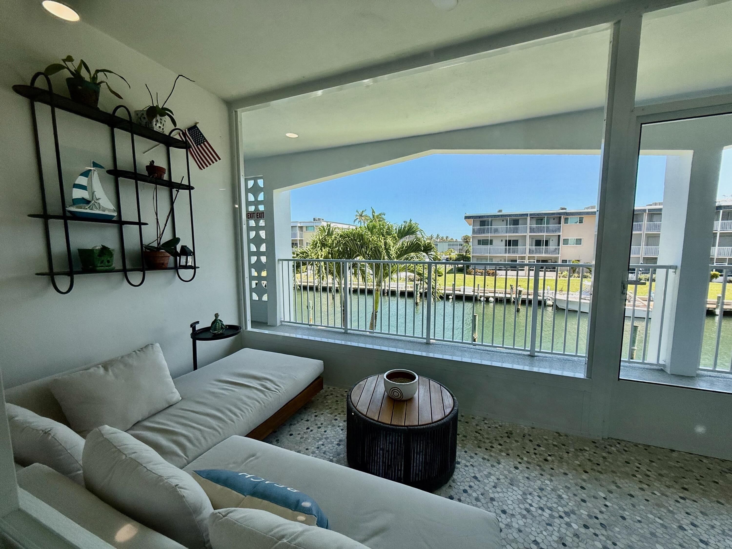 110 Shore Court – photo 2