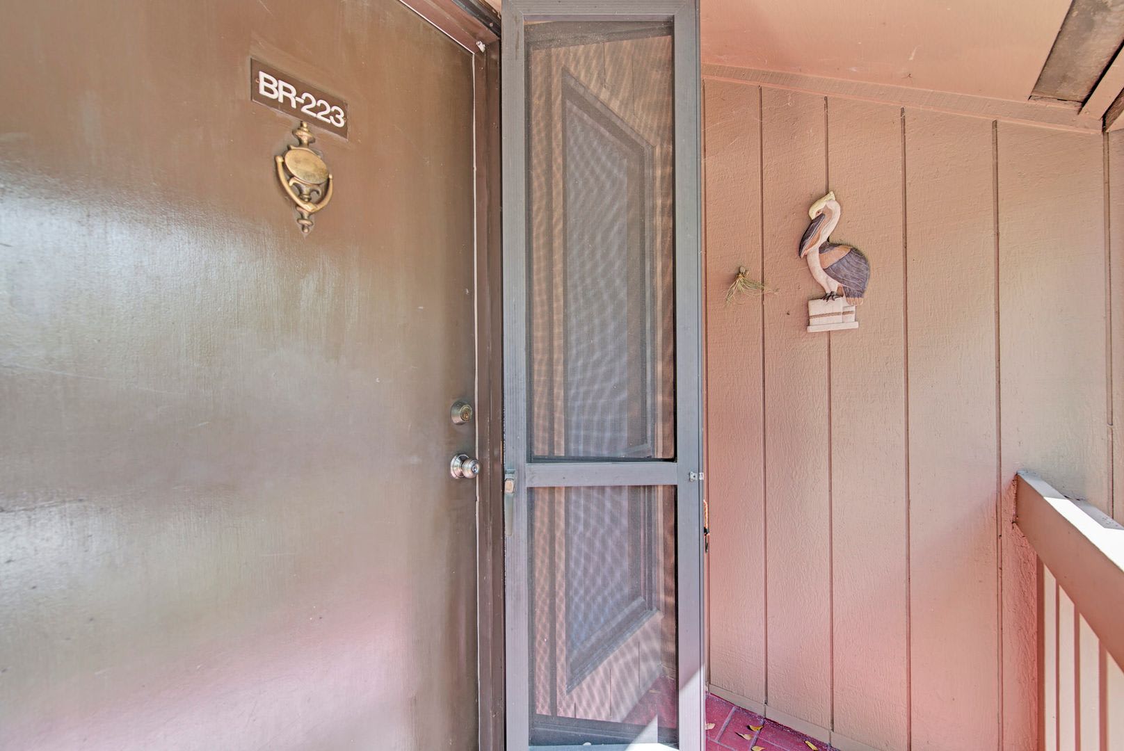 CHARMING PELICAN COVE CONDO! – photo 2