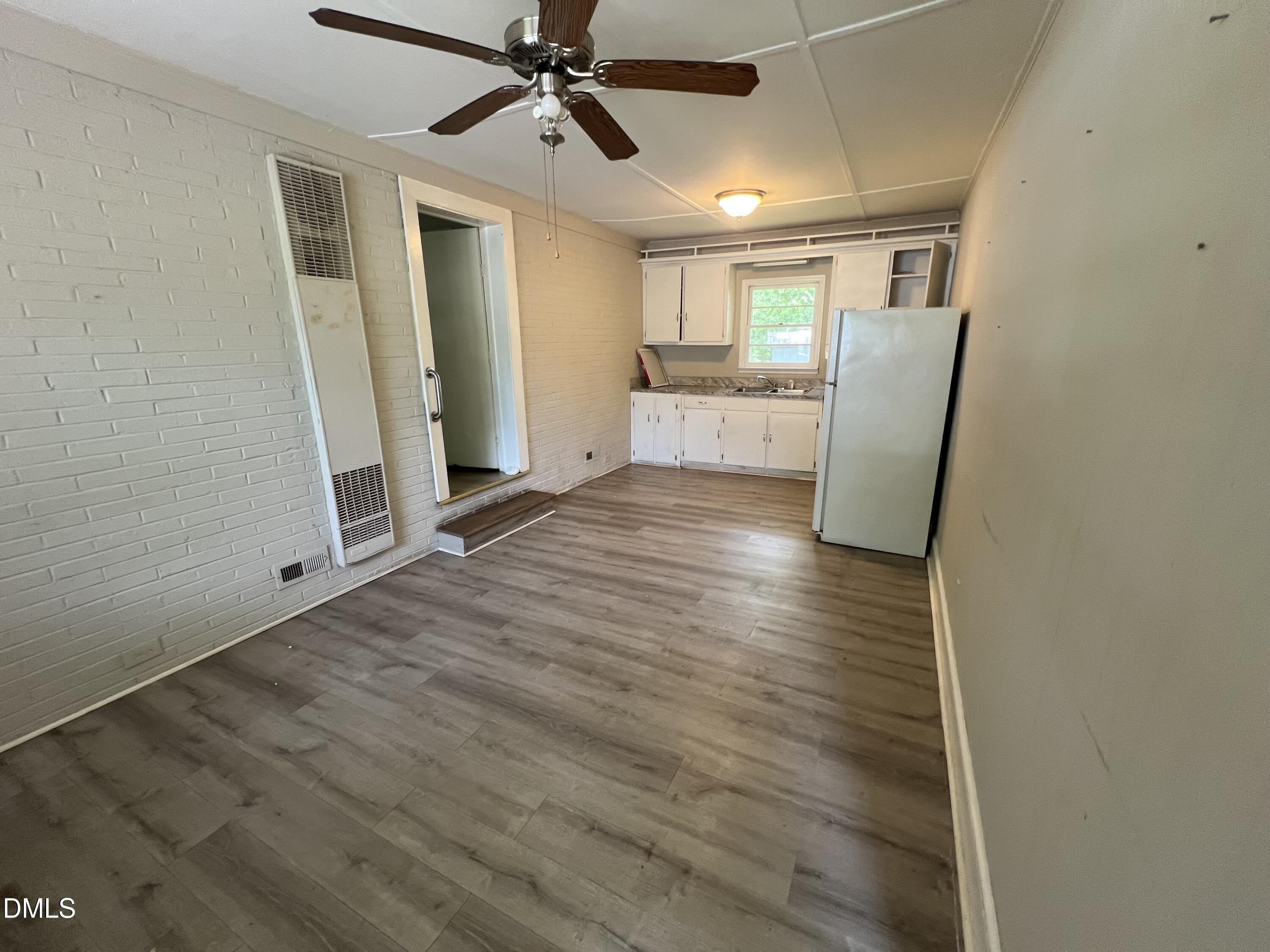 102 1/2 Ford Circle – photo 2