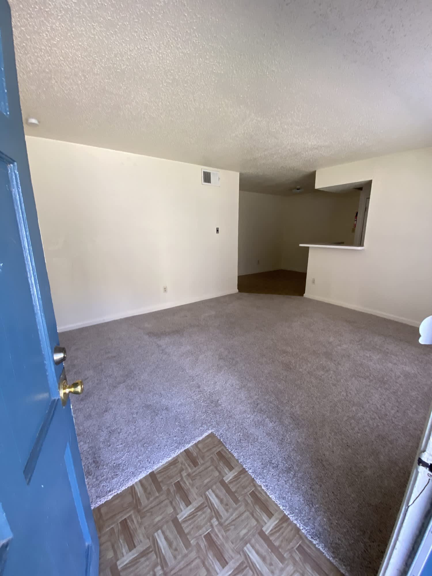 Victory Apartments – photo 2