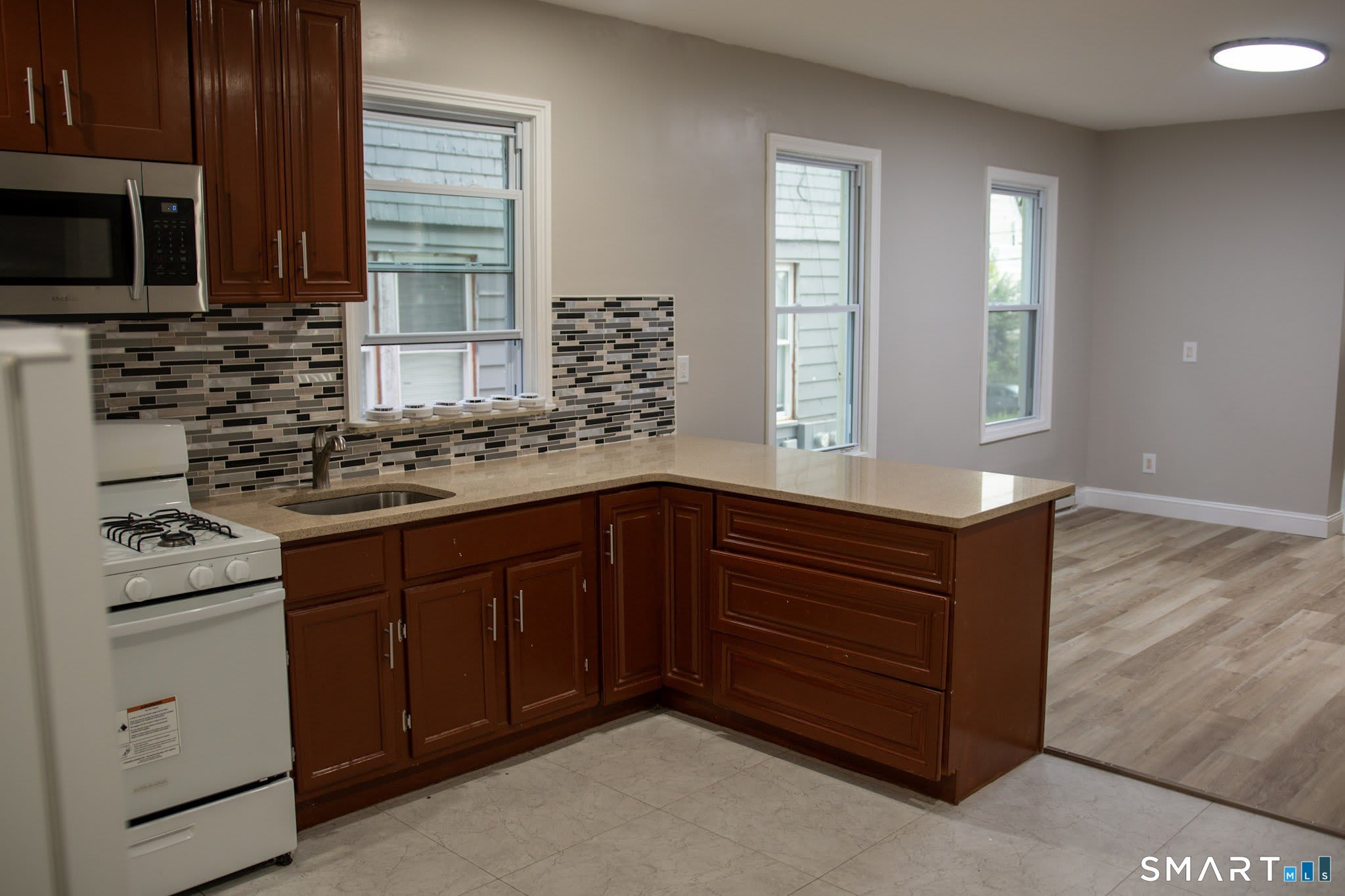 278 Willow Street – photo 2