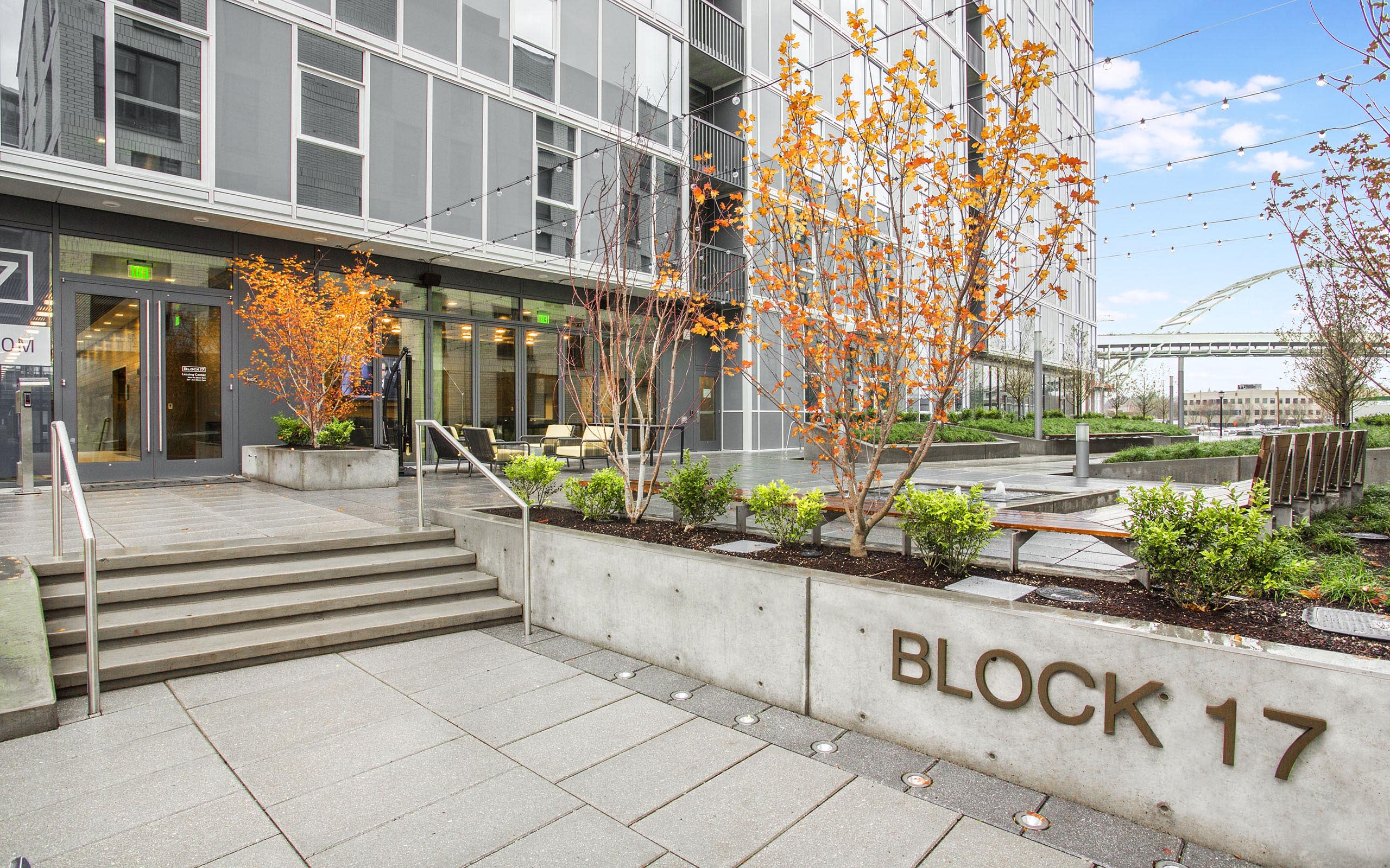 Block 17 – photo 1