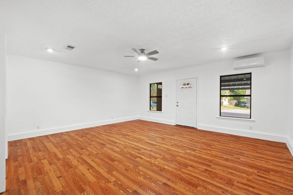 13934 Mission Valley – photo 5