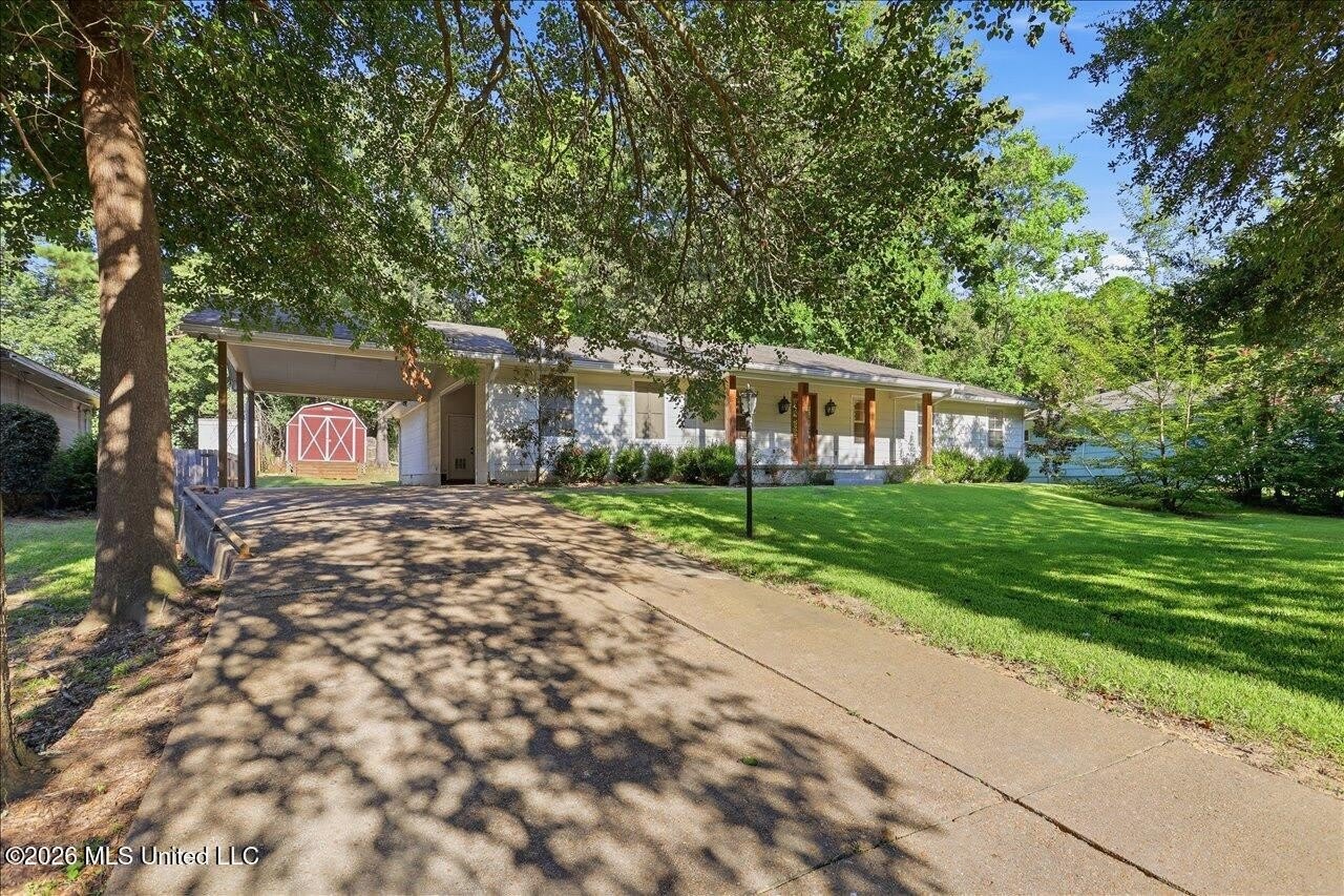 117 Mccree Drive – photo 3