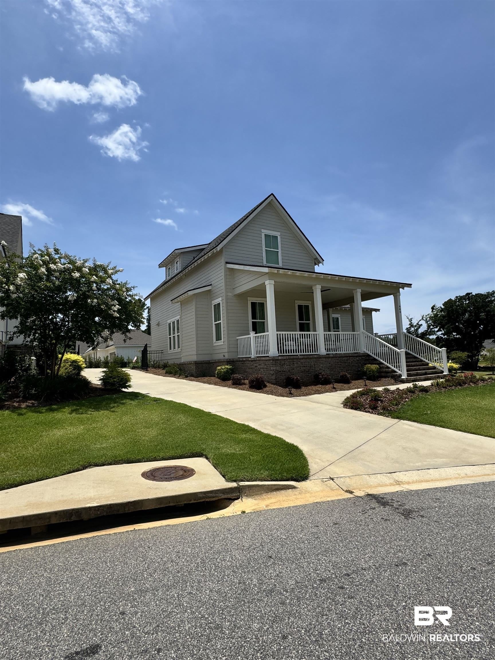 905 Geranium Drive – photo 2
