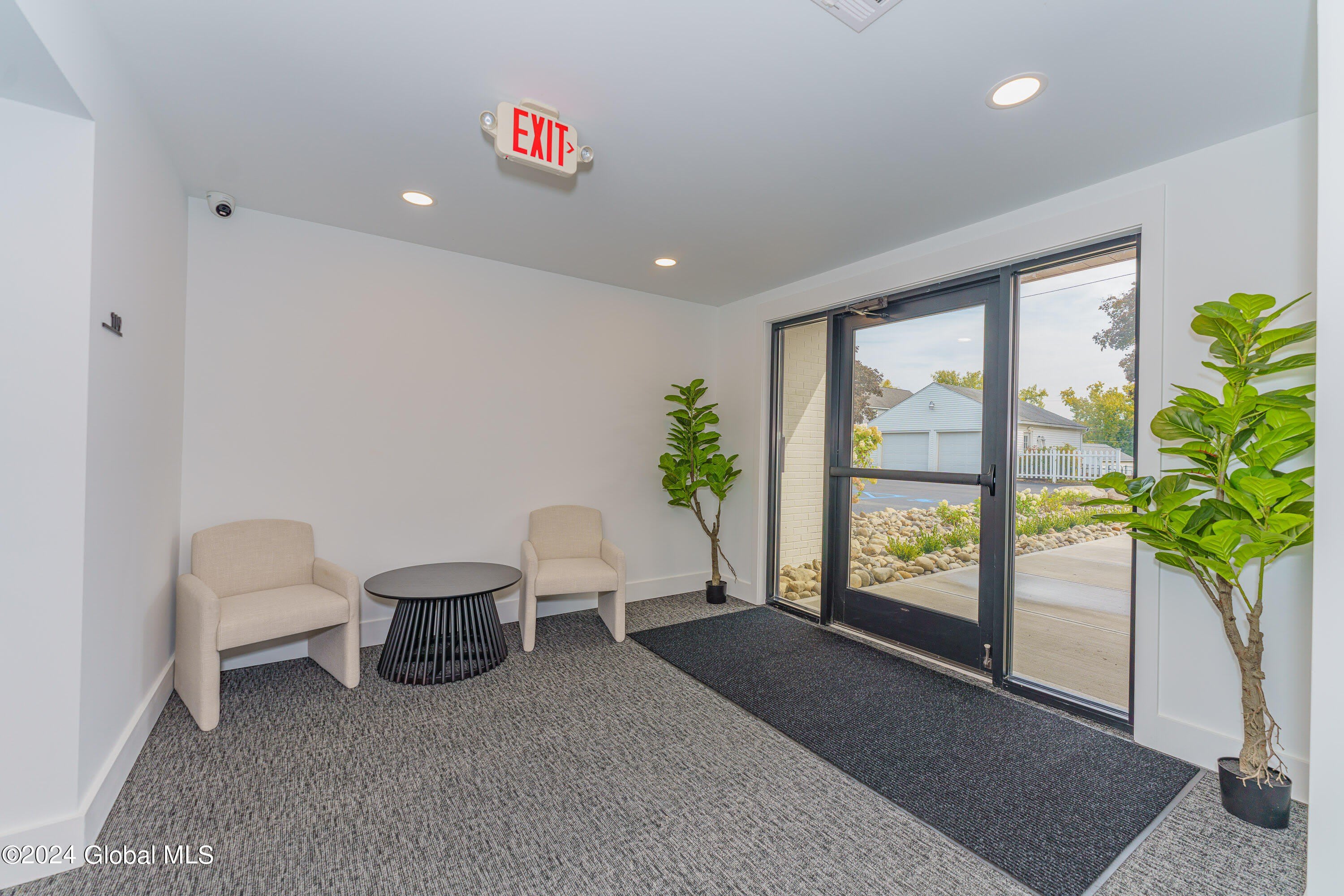 9 Laura Drive – photo 3
