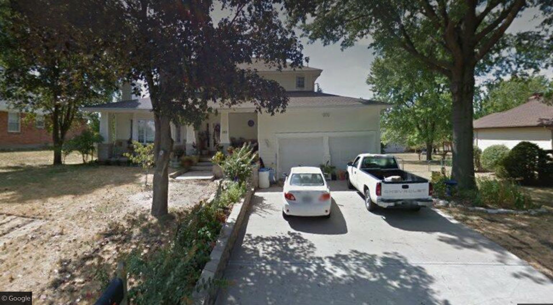 5 bedroom, 4.5 bathroom – photo 1
