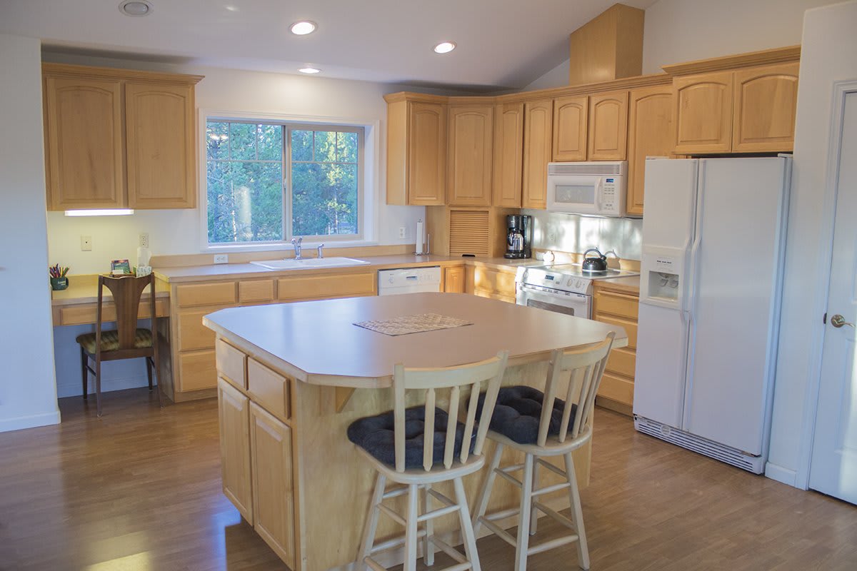 Coming Soon Riverfront Property Seasonal – photo 2