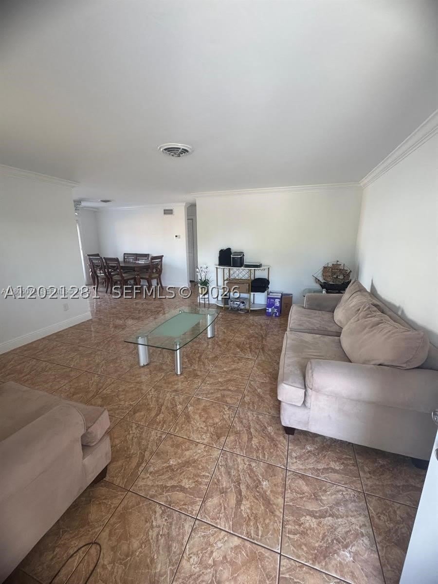 2801 NW 183rd St – photo 4