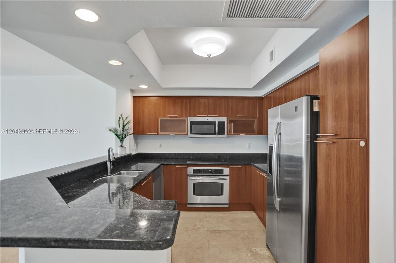 15051 Royal Oaks Lane 2603, North Miami, FL 33181 – photo 2