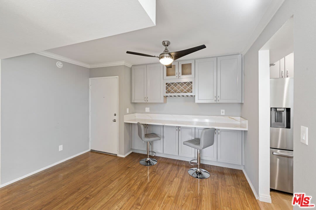 5325 Newcastle Ave – photo 4